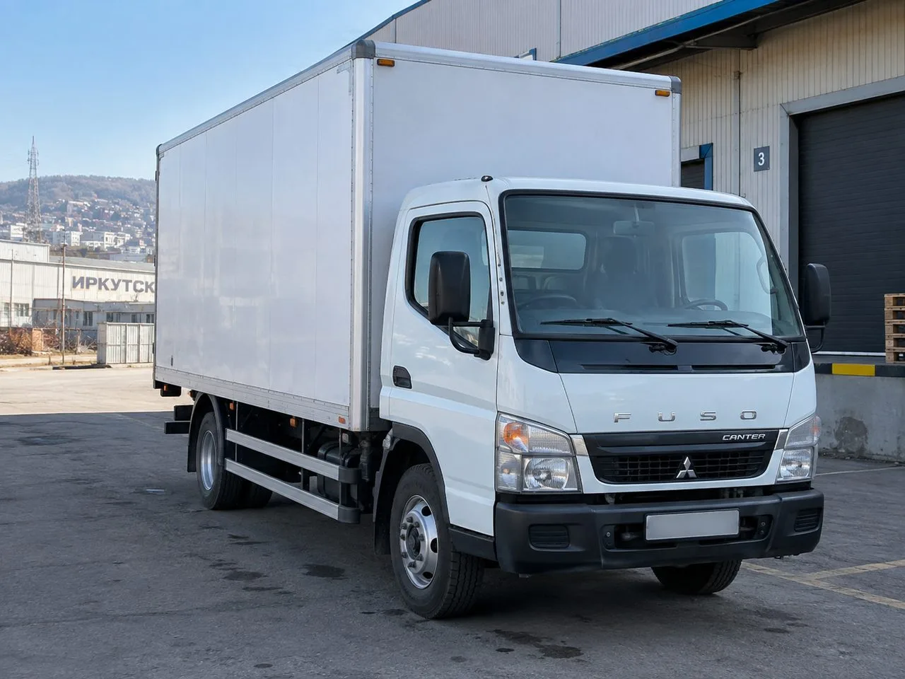 Фото перевозчика Перевозка грузов — Mitsubishi Canter и Nissan Atlas: Mitsubishi Canter · Фургон · 2 т, Иркутск